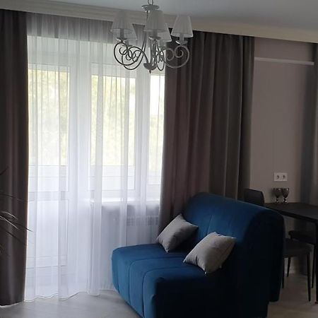 Flat in the city center โปลตาวา ภายนอก รูปภาพ