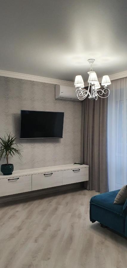 Flat in the city center โปลตาวา ภายนอก รูปภาพ